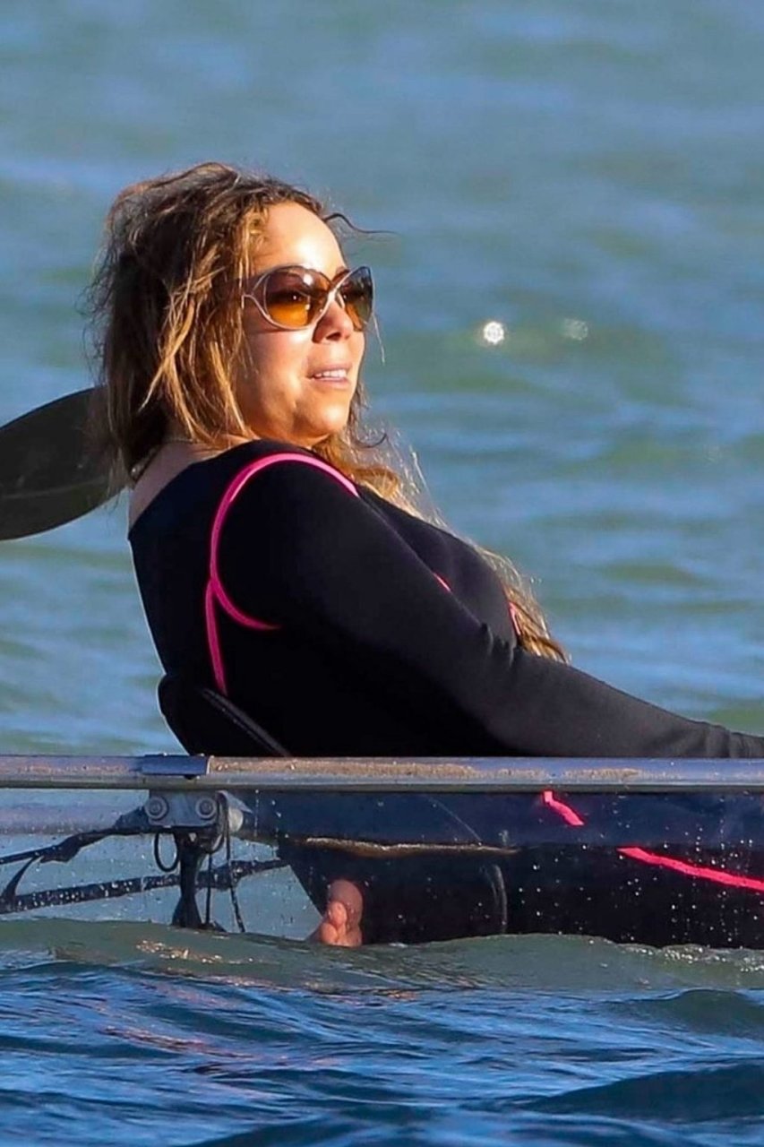 Mariah Carey Sexy (27 Photos)