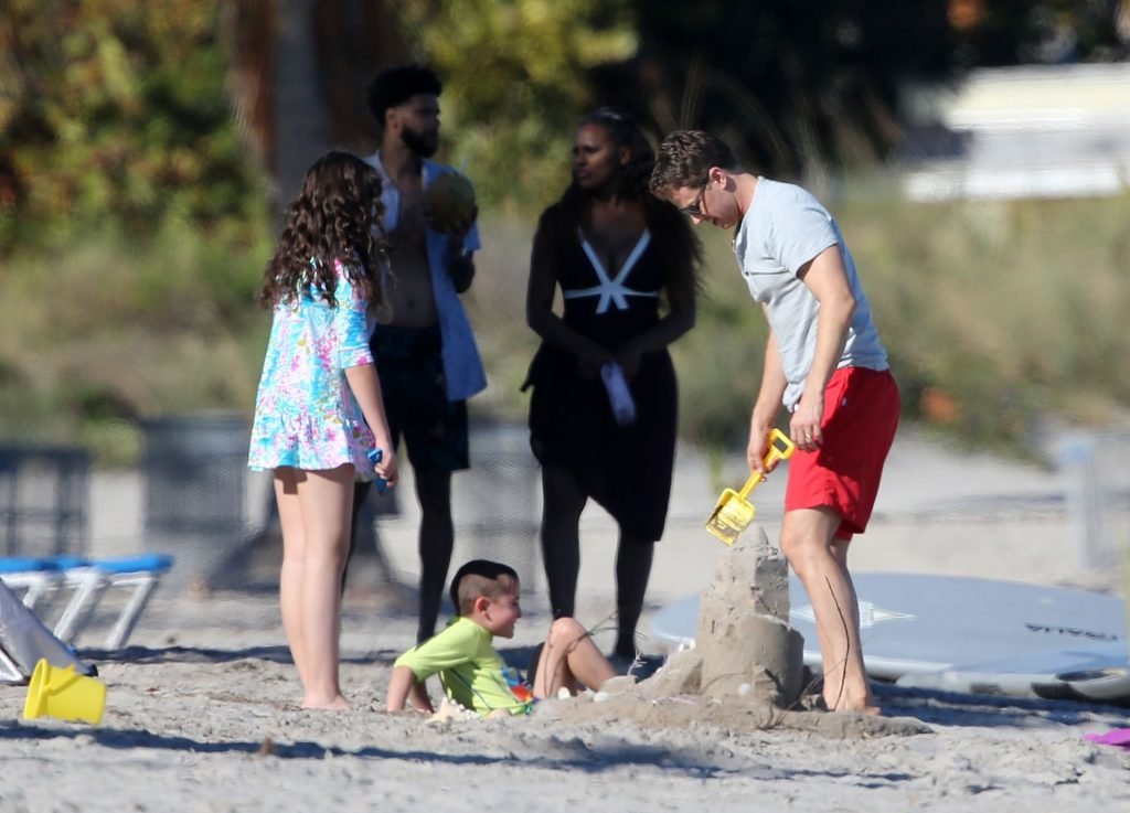 Melissa roxburgh sexy