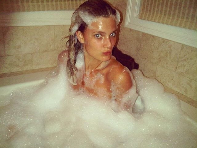 Constance Jablonski Nude (25 Photos)