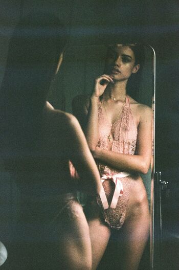 Elle Trowbridge / elletrowbridge Nude Leaks Photo 21