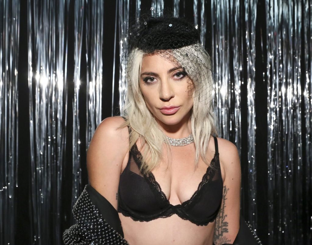 Lady Gaga Sexy (2 New Photos)