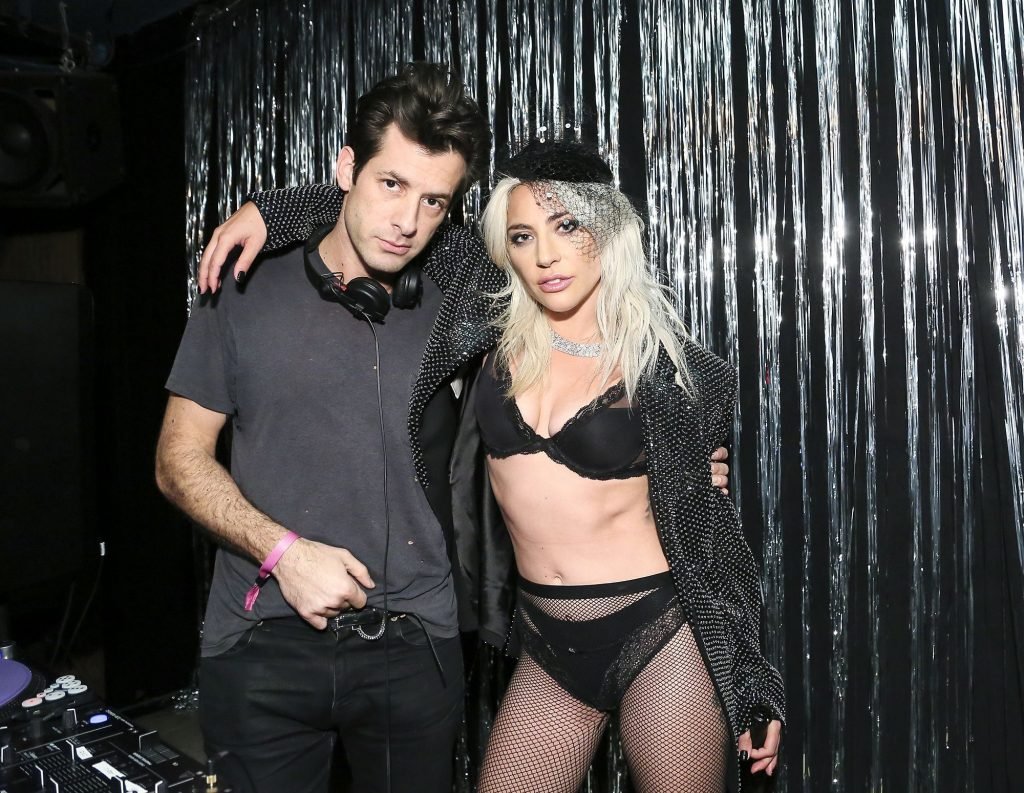 Lady Gaga Sexy (2 New Photos)