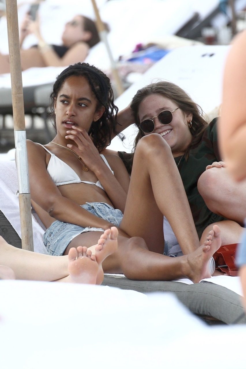 Malia Obama Sexy (69 Photos) #TheFappening picture