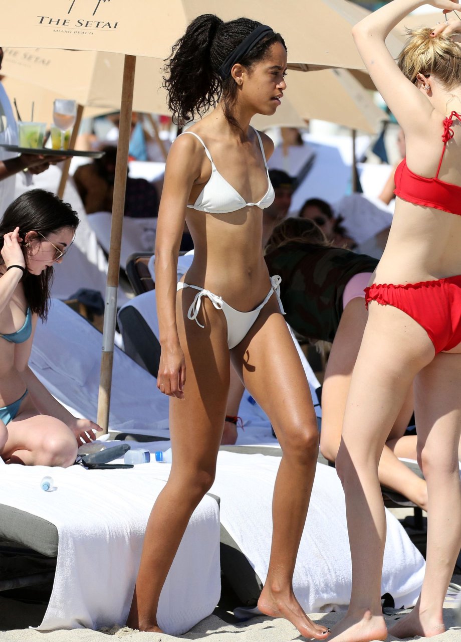 Malia Obama Nude Leaks Photo 36 Thefappening