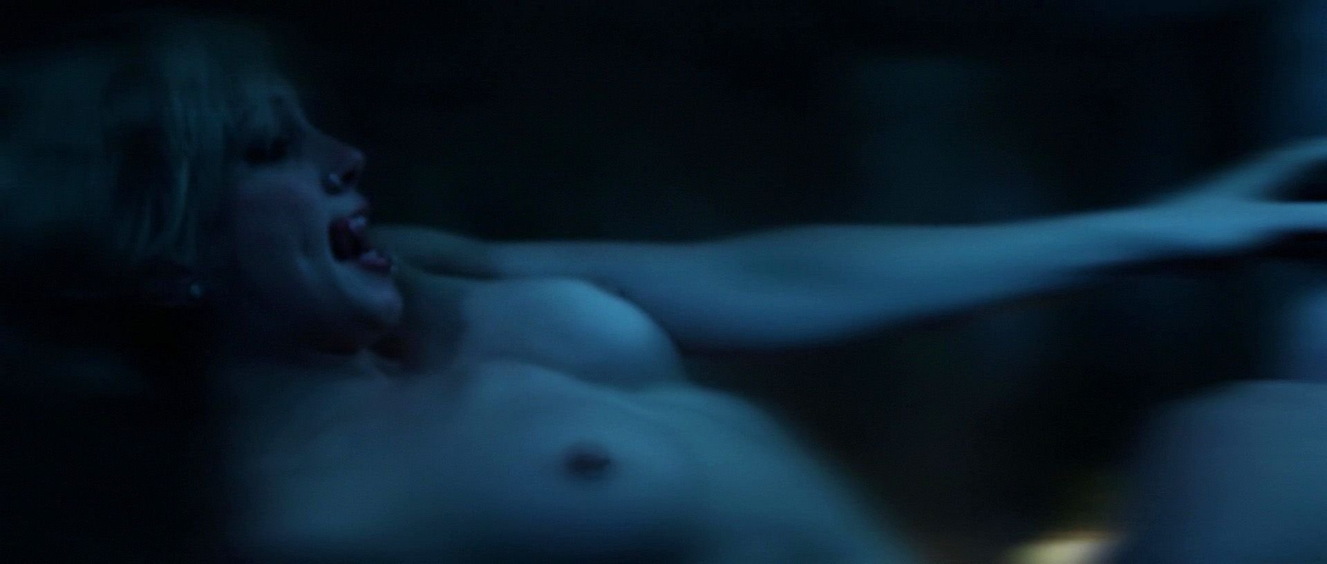 Katie Cassidy’s nude pictures (screenshots), gif, and video from "The Scribbler...
