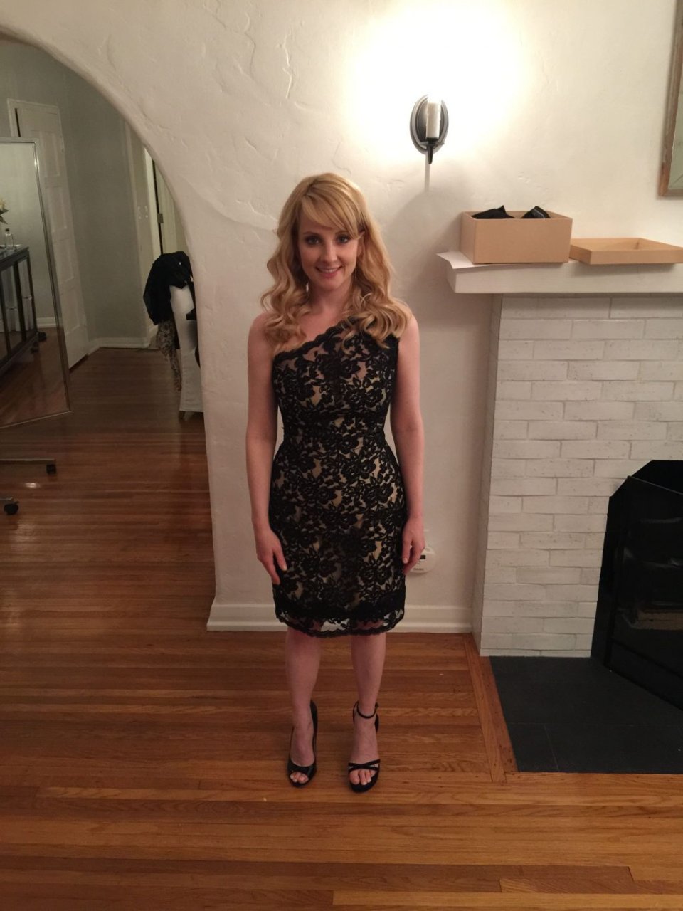 Melissa Rauch Sexy Leaked Fappening (2 Photos)