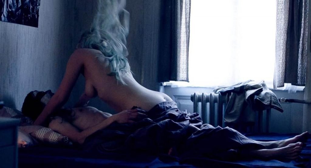 Sky Ferreira Nude – Lords Of Chaos (4 Pics + GIF &amp; Video)