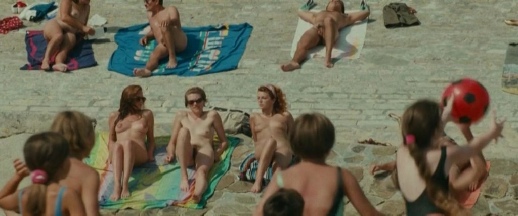 Alessandra Martines Nude – Tout ça… pour ça! (17 Pics + GIFs &amp; Video)