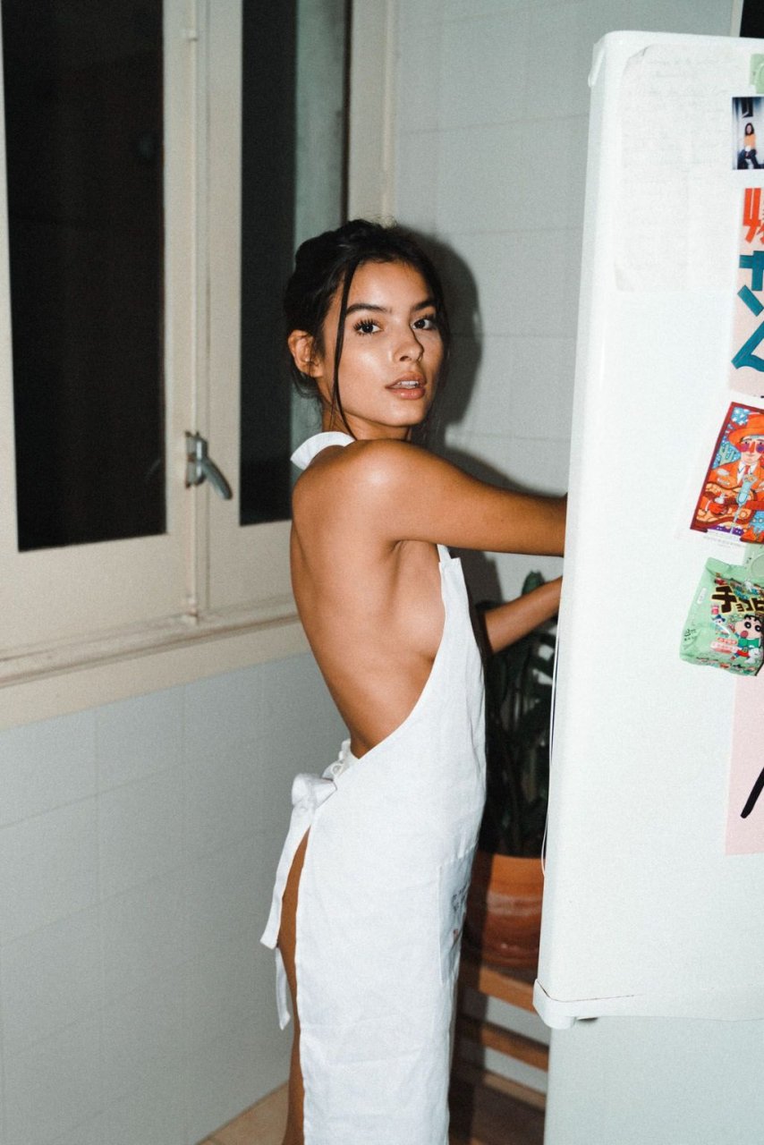 Camila Romero Nude (9 Photos)