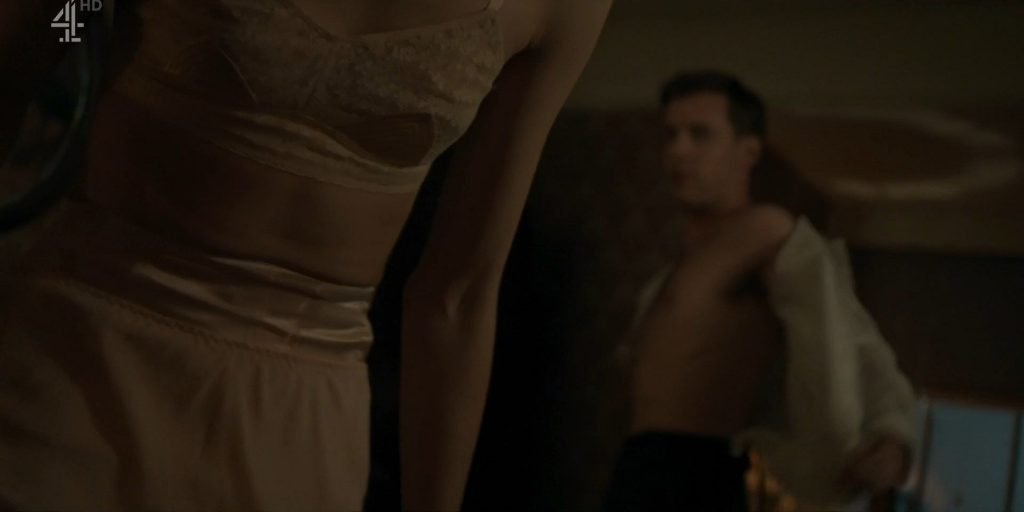 Emma Appleton Nude – Traitors (10 Pics + GIF &amp; Video)