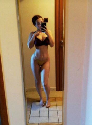 Katarina Bogicevic Nude Leaks Photo 14