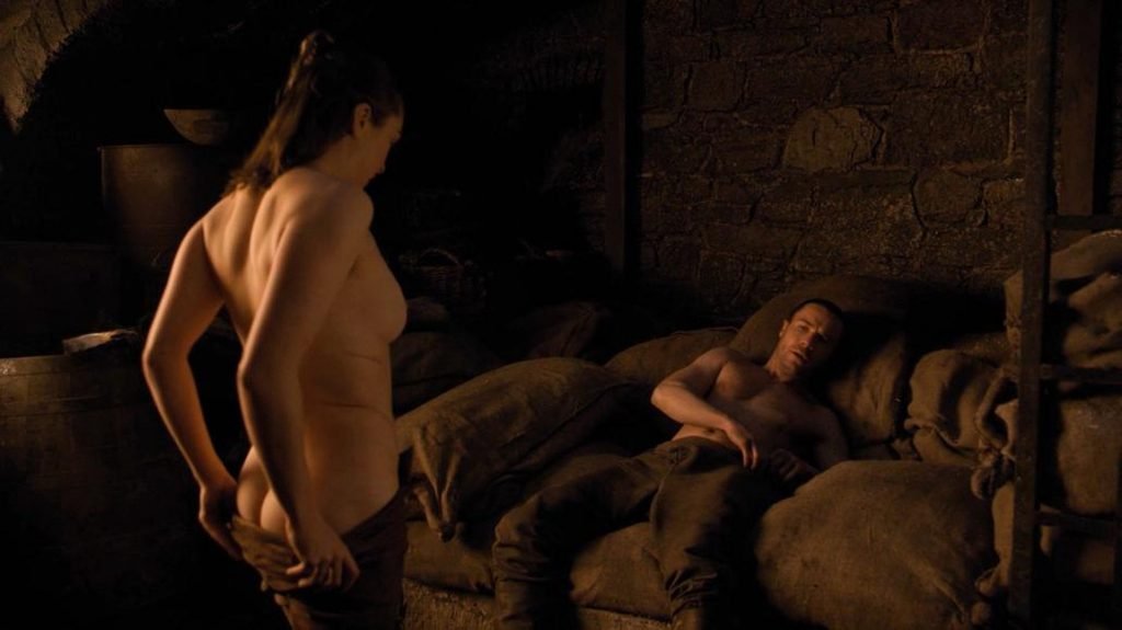 Maisie Williams Nude – Game of Thrones (10 Pics + GIFs &amp; Video)