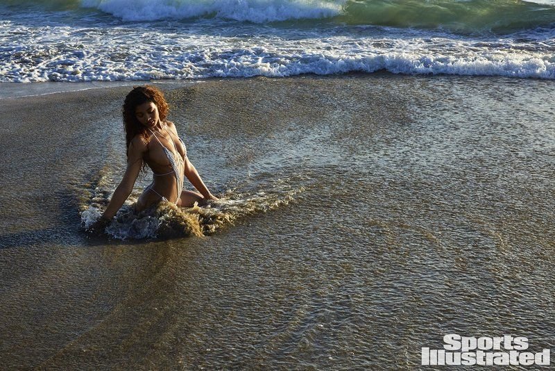Danielle Herrington Sexy &amp; Topless (54 Photos + Video)