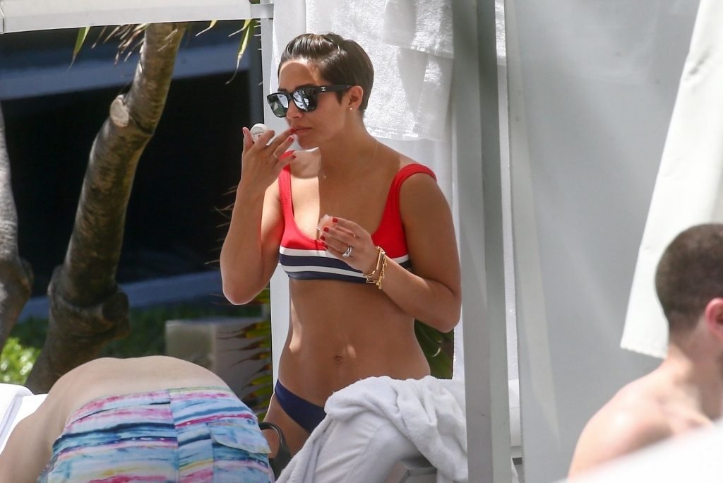 Frankie Bridge Sexy (74 Photos)