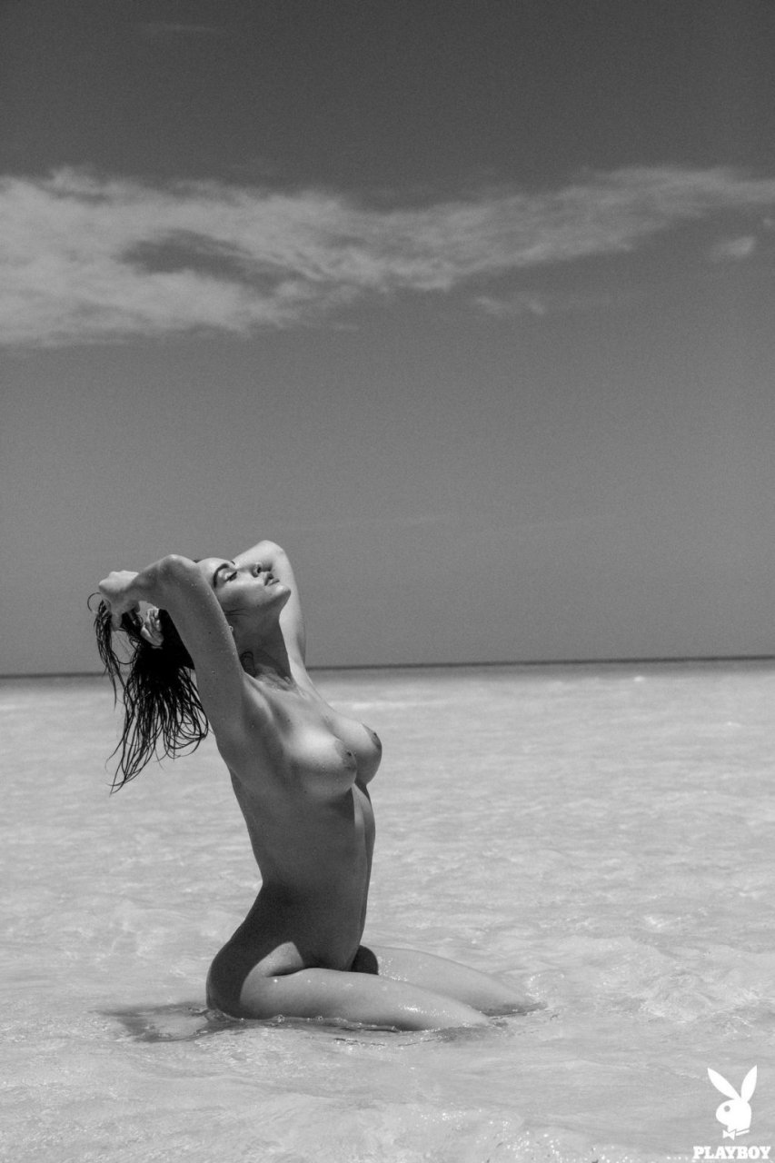 Gabriela Giovanardi Nude (41 Photos)