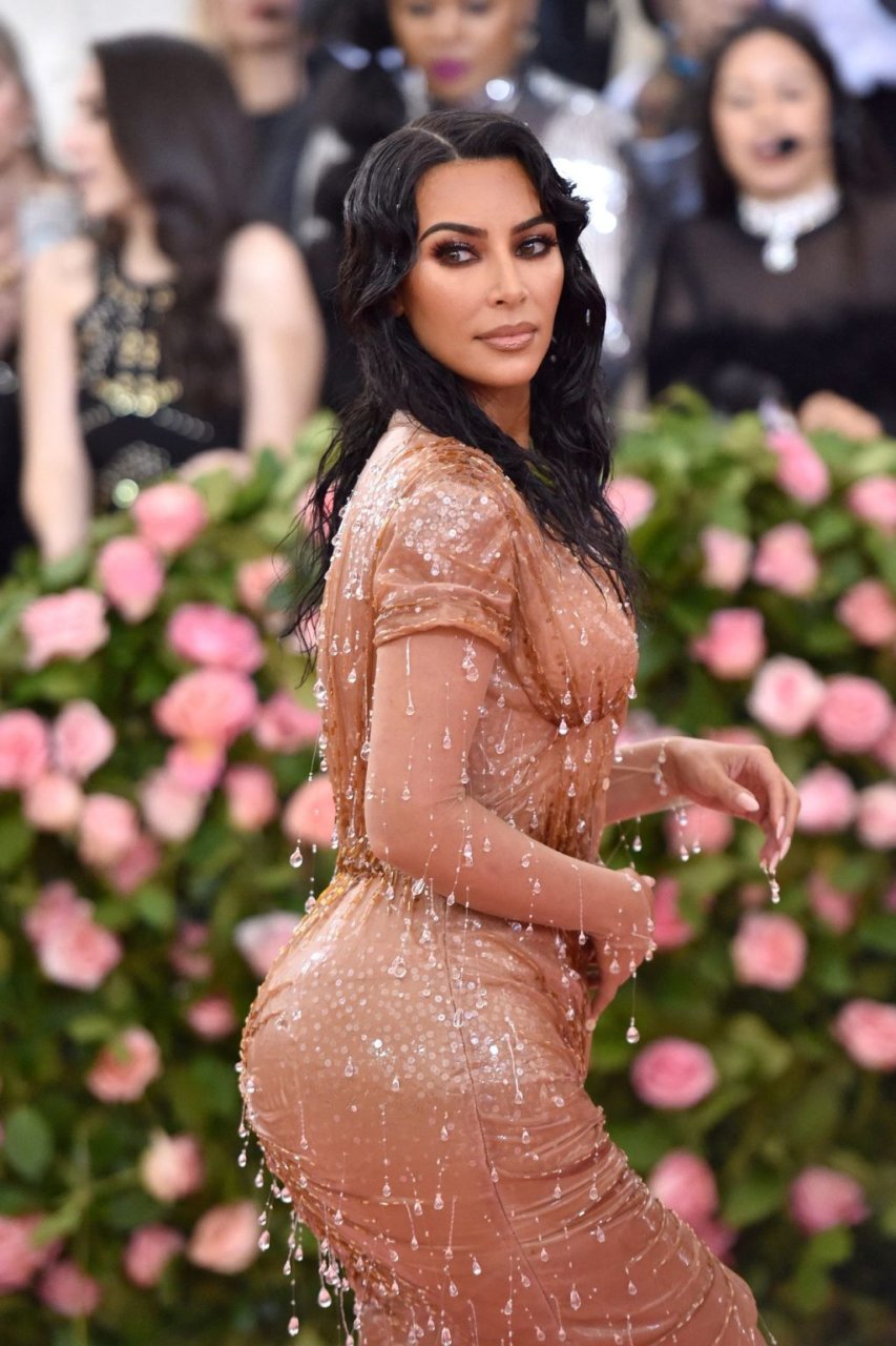 Kim Kardashian Sexy (70 Photos)