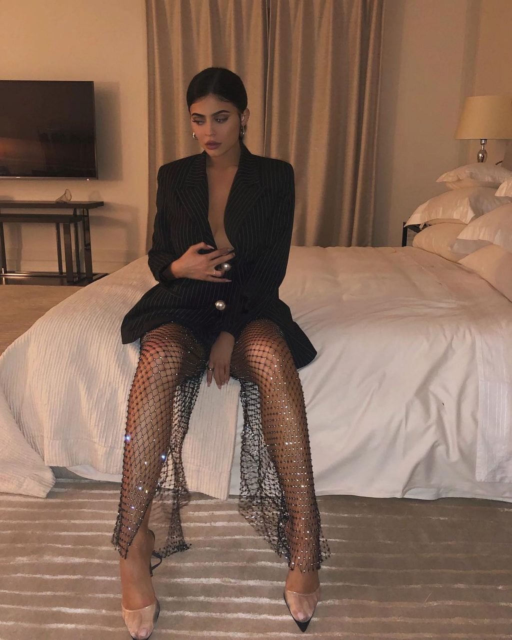 Kylie Jenner Sexy (18 Photos)