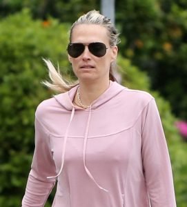 Molly Sims Braless | #TheFappening