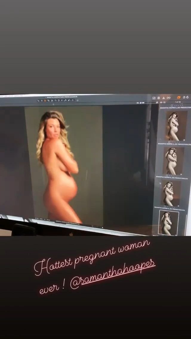 Samantha Hoopes Topless (18 Photos + GIFs)