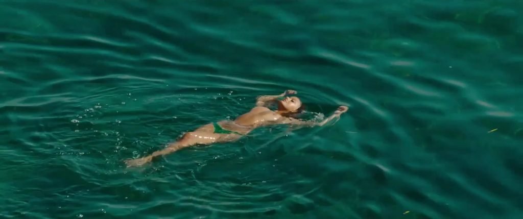 Zahia Dehar Nude – Une Fille Facile (13 Pics + GIFs &amp; Video)