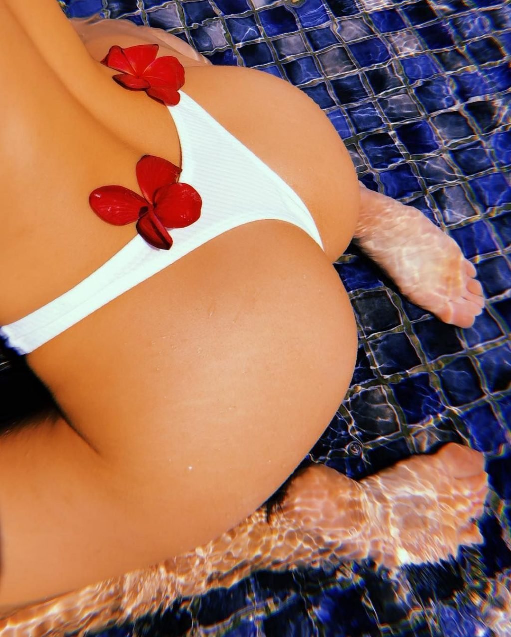 Chiara Bianchino Nude &amp; Sexy (56 Photos)
