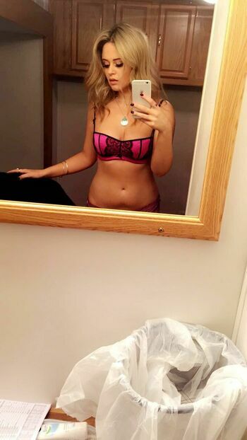 Emily Atack Nude &amp; Sexy Leaked Fappening (5 Photos)