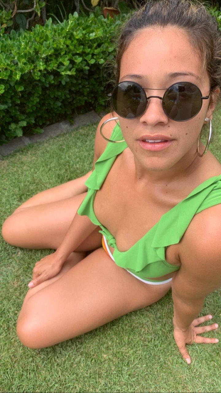 Gina Rodriguez Sexy (18 Photos)