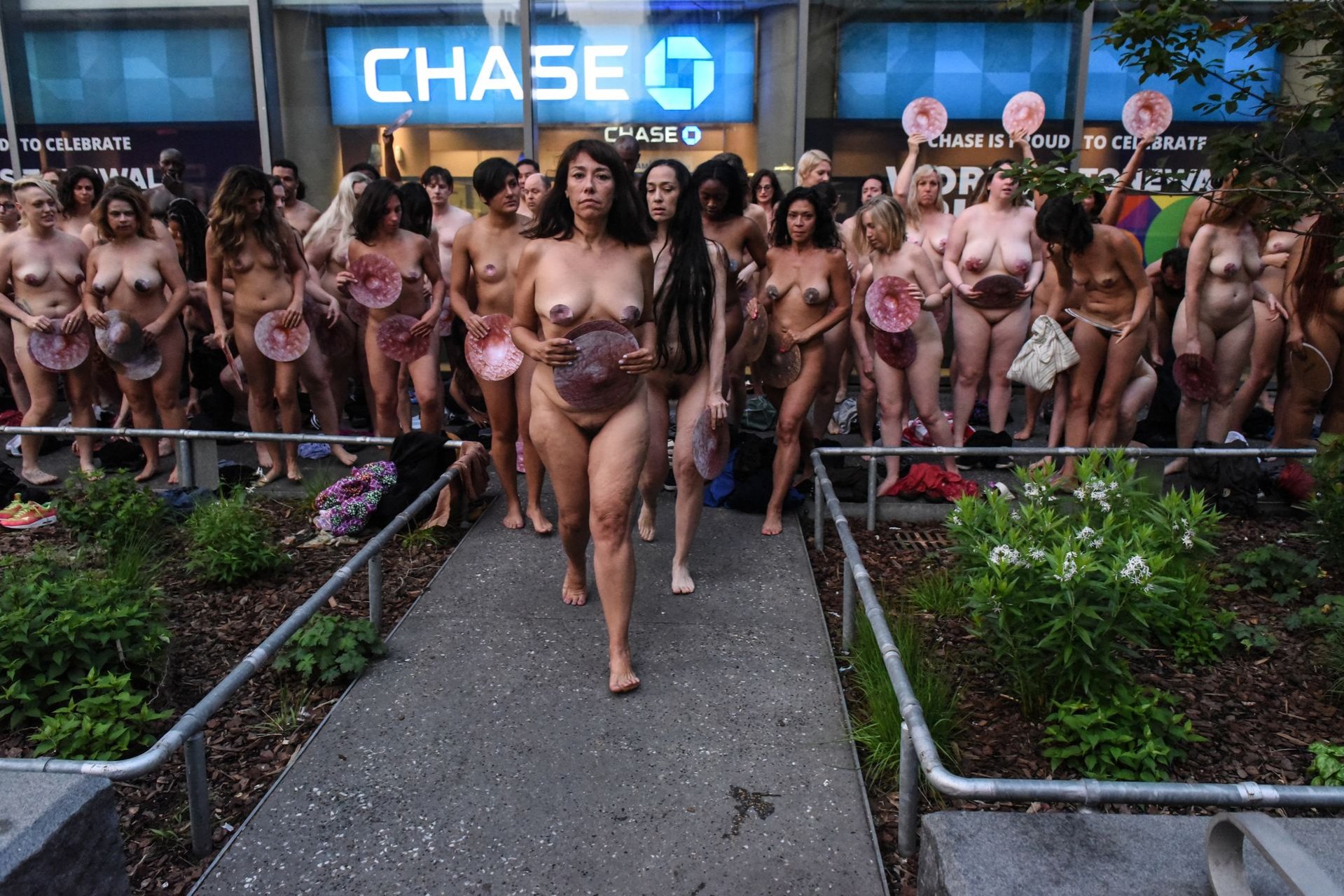 Group Nude Shoots In New York City 8 Photos Video Thefappening 3150