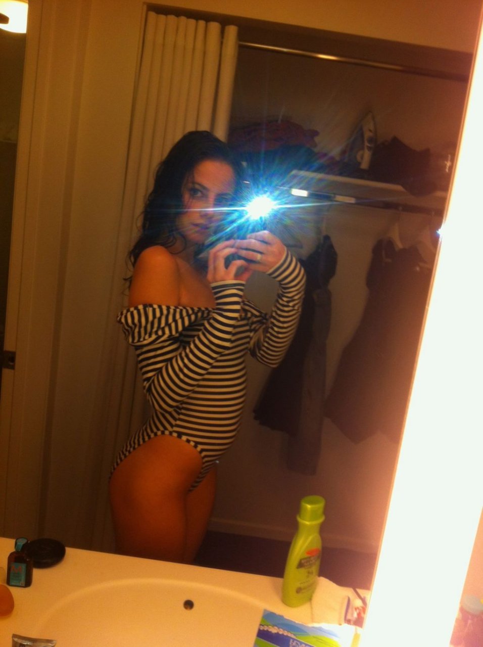 Kaya Scodelario Nude &amp; Sexy Leaked Fappening (9 Photos)