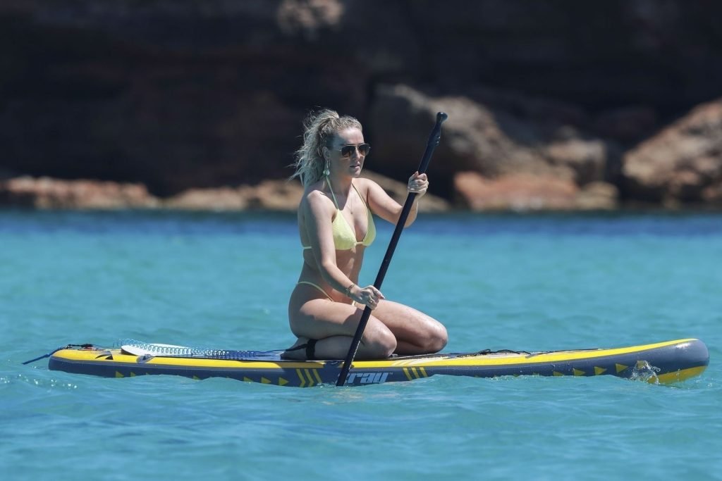 Perrie Edwards Sexy (180 Photos)