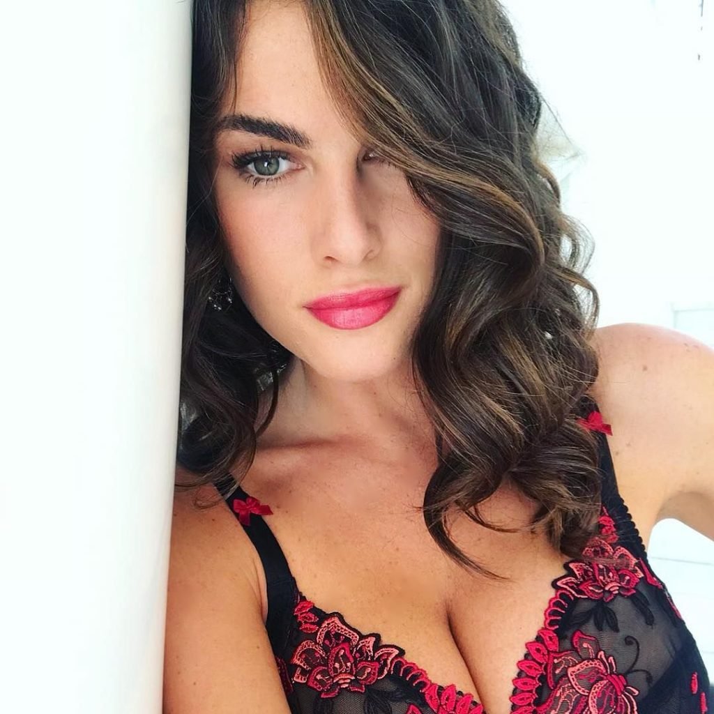 Francesca Sofia Novello Sexy &amp; Topless (56 Photos)