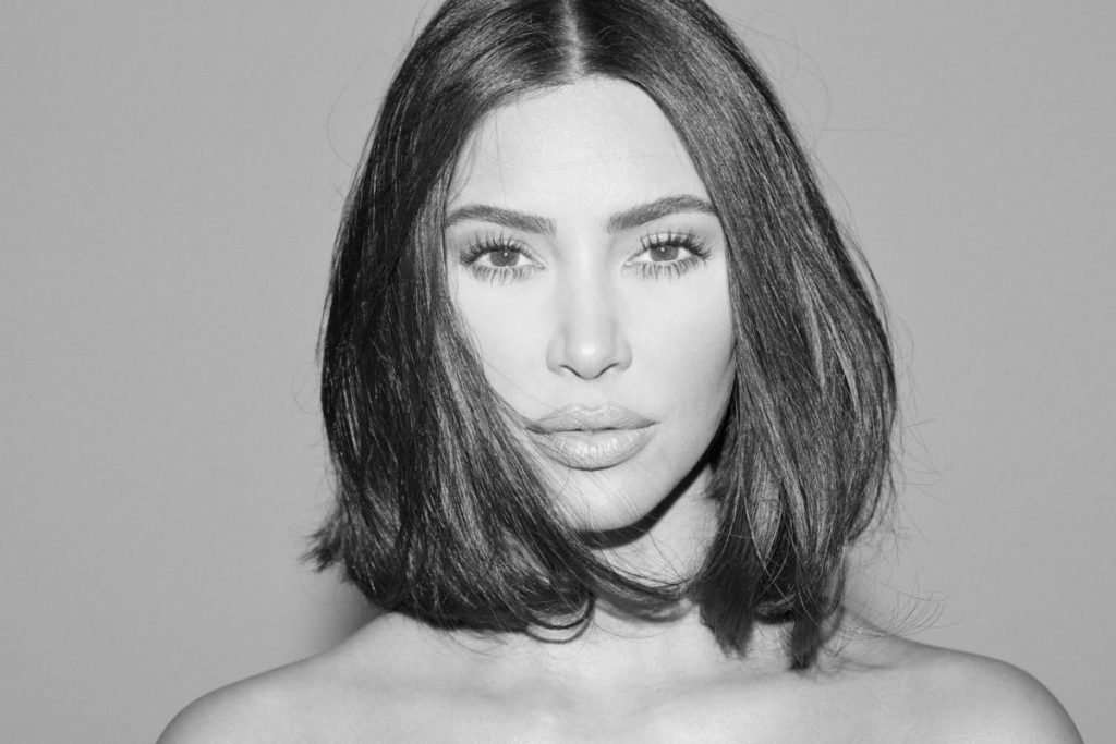 Kim Kardashian Sexy (11 Hot Photos)