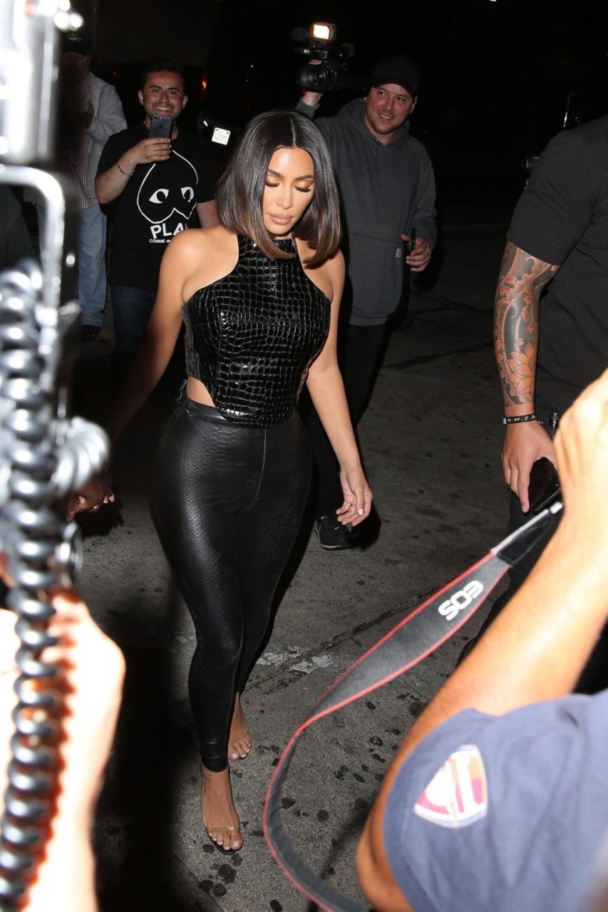 Kim Kardashian Sexy (122 Photos)