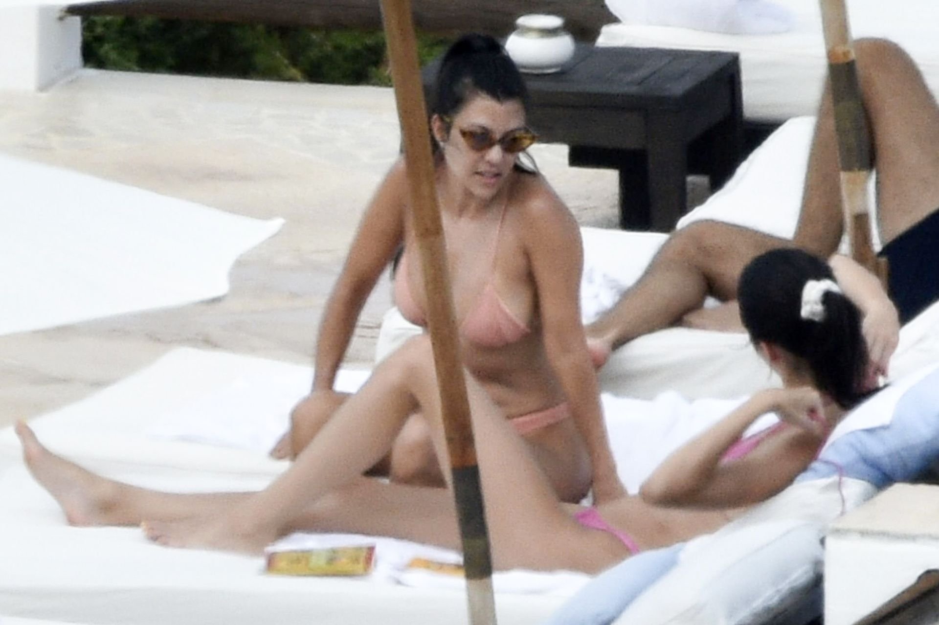 Kim Kardashian Uncensored Sex Scene