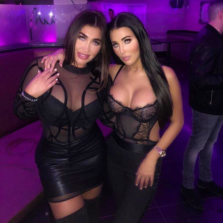 Lauren Goodger Sexy (39 New Photos)