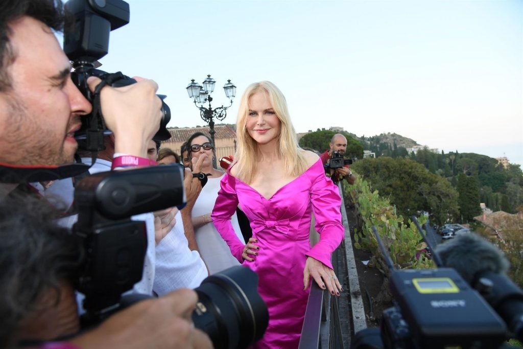 Nicole Kidman Sexy (32 Photos)