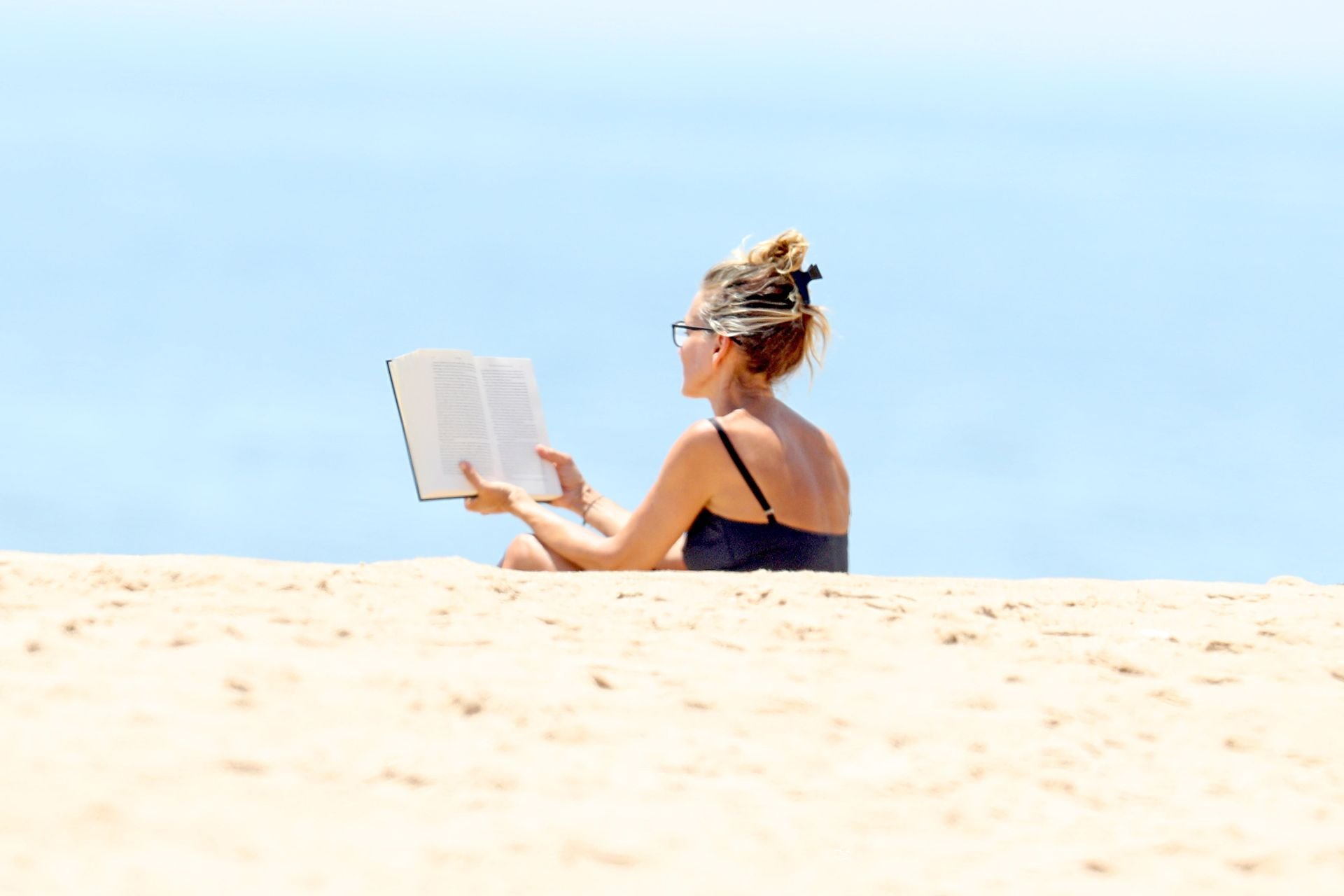 Sarah Jessica Parker enjoys a day at the beach in the Hamptons, New York, 0...