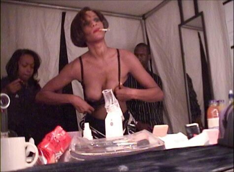 Whitney Houston Nude Leaks Photo 6