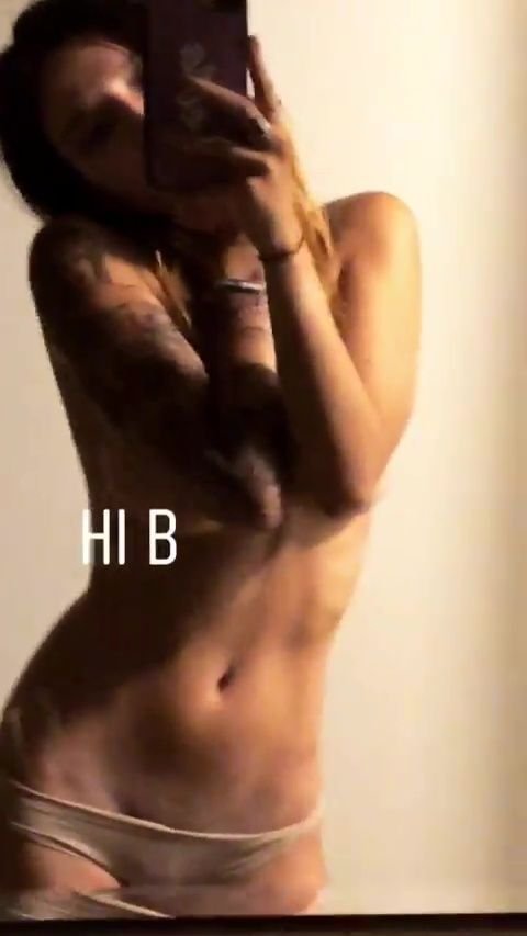 Bella Thorne Sexy &amp; Topless (82 Pics + GIFs)