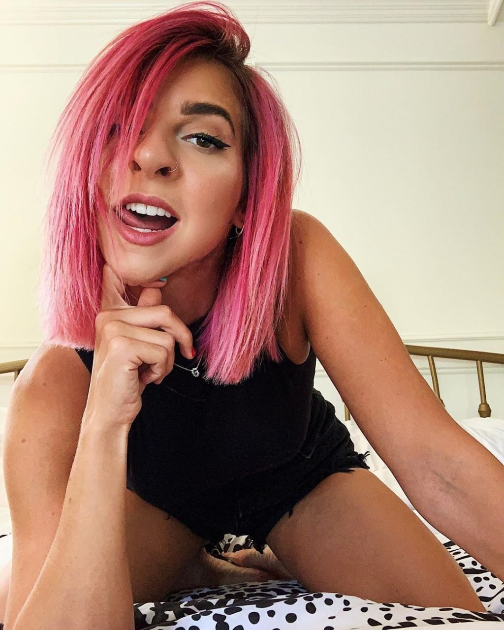 Gabbie Hanna Nude &amp; Sexy (184 Photos)