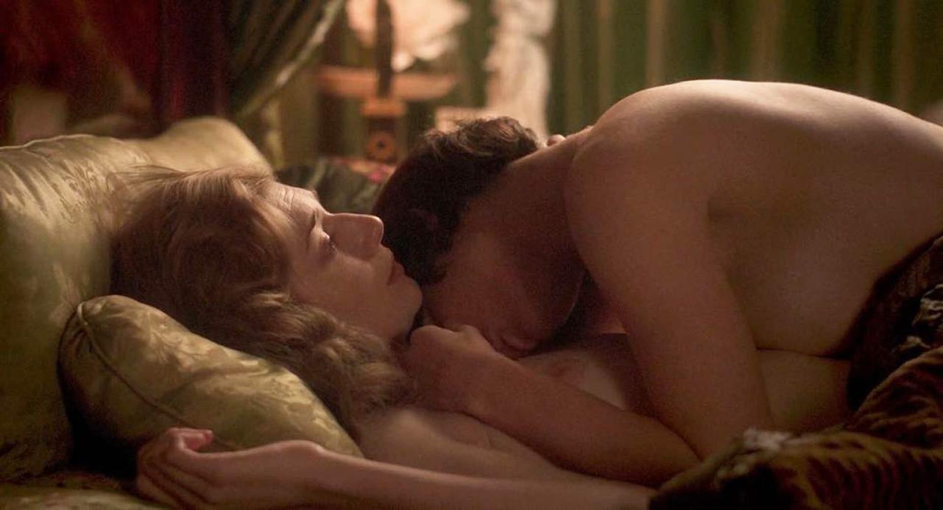 Two hotties Elizabeth Debicki and Gemma Arterton nude/sexy lesbian scenes f...