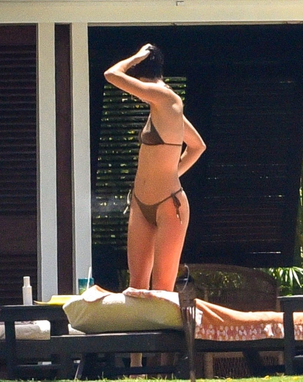 Hailey Baldwin, Kendall Jenner Sexy (66 Photos)