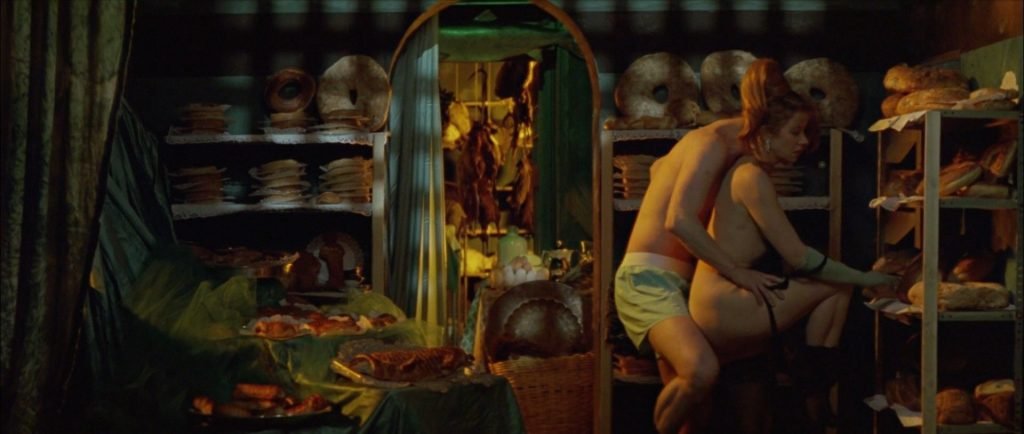 Helen Mirren Nude – The Cook, the Thief, His Wife &amp; Her Lover (9 Pics + GIF &amp; Video)