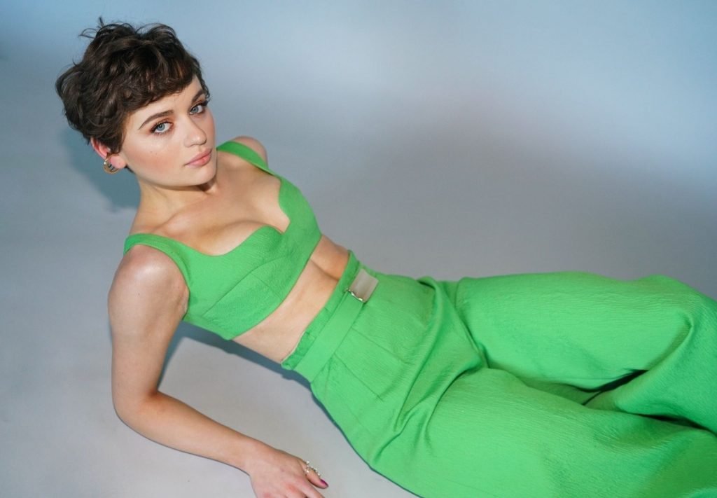 Joey King Sexy (61 Photos)