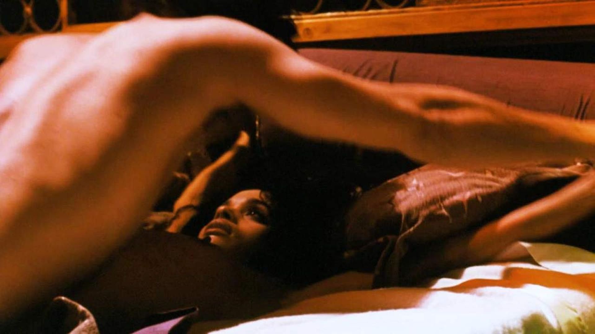 1920px x 1080px - Lisa Bonet Nude â€“ Bank Robber (4 Pics + GIF & Video) | #TheFappening