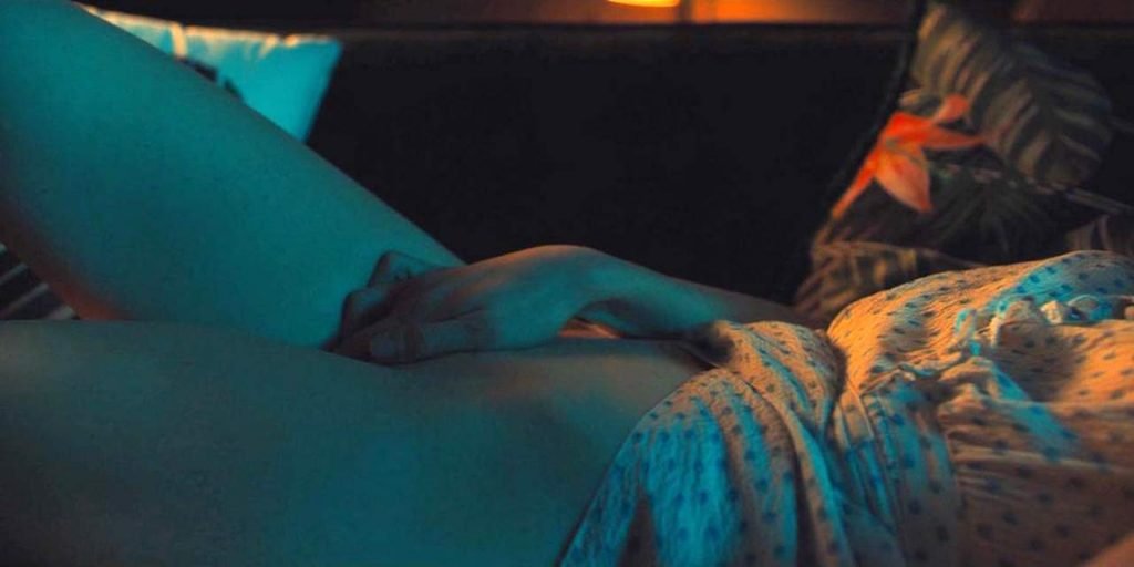 Lucy Walters Nude – Jett (4 Pics + GIF &amp; Video)
