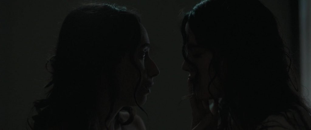 Margaret Qualley, Rebecca Dayan Sexy Lesbian Kiss – Novitiate (15 Pics + GIF &amp; Video)