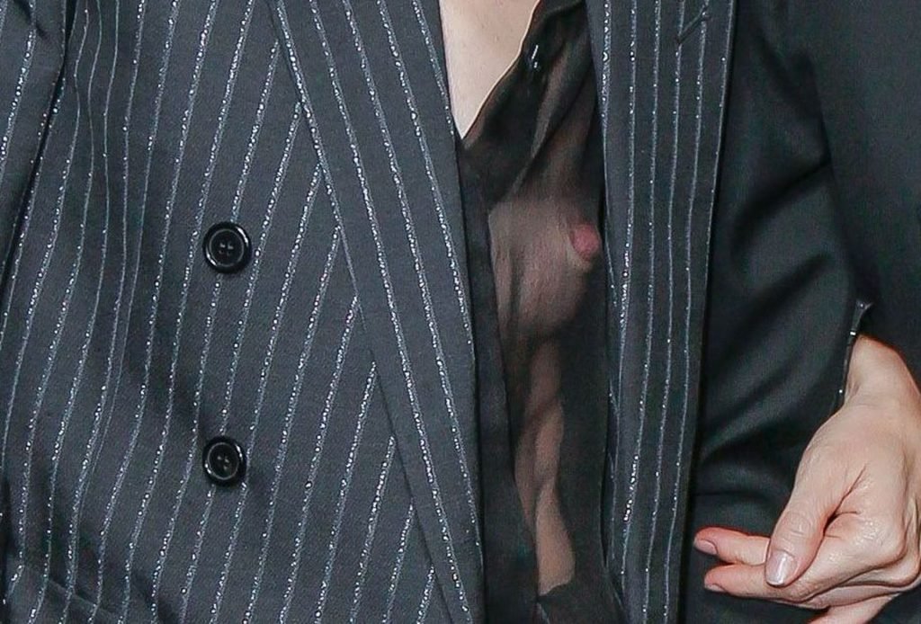 Charlotte Gainsbourg Nip Slip (43 Photos)