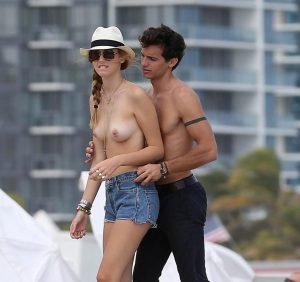 Chiara Ferragni Nude Nip Slip Sexy Collection Photos Thefappening