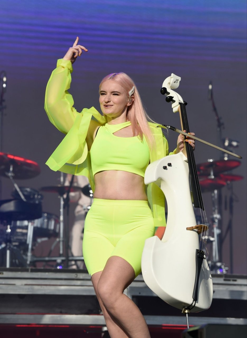 Chatto topless grace Clean Bandit's